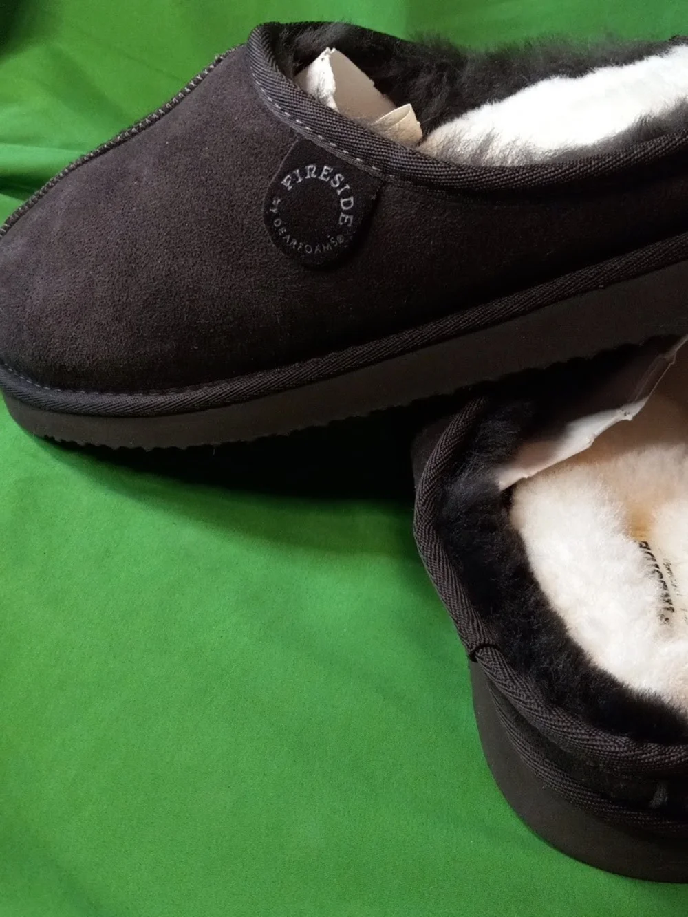 Dearfoams Men's Brown FIRESIDE  Suede Shearling-Lined Slip-On Slippers